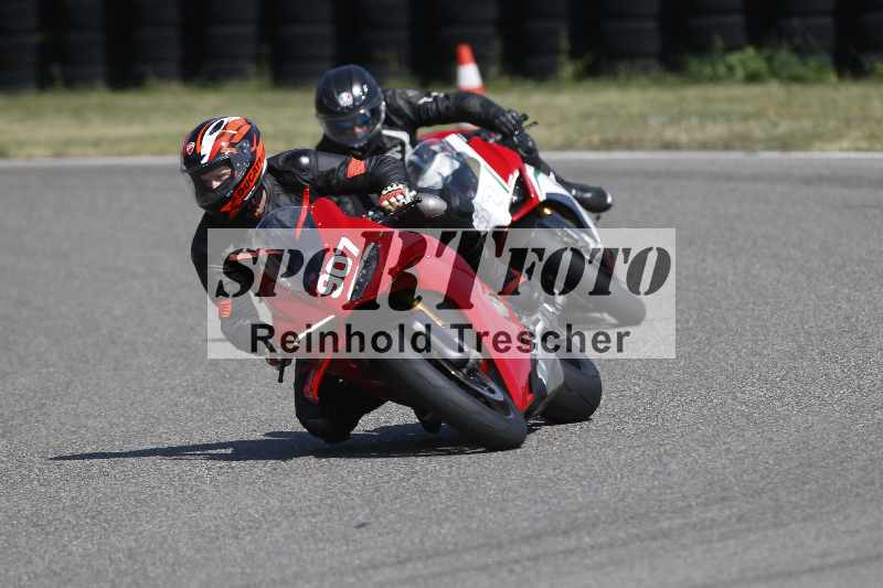/21 17.06.2026  Ducati Schweiz Track Warmup ADR/Gruppe gelb/907